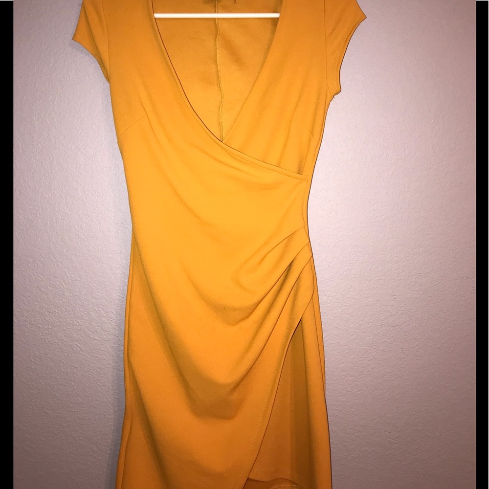 Short dress